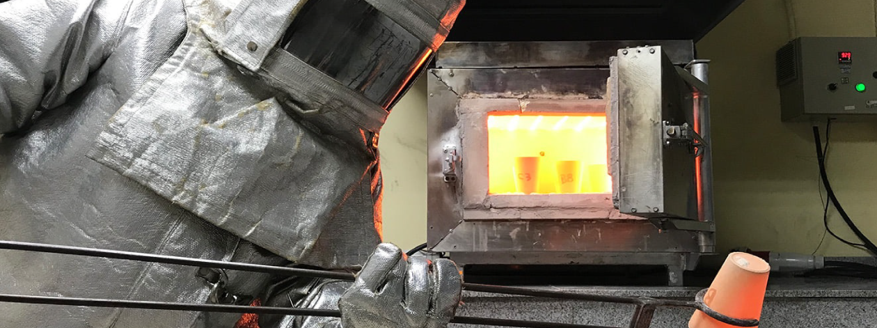 SAE renueva la acreditación del Laboratorio Químico del IIGE reafirmando su competencia técnica y calidad