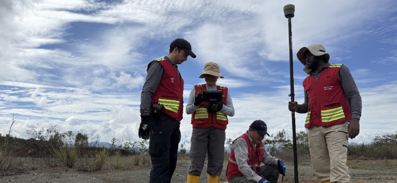 El IIGE desarrolla estudios geológicos para la planificación urbana y gestión del suelo en Zaruma y Portovelo